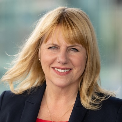 Portrait of Carolyn Thomas